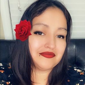 Meet your Posher, Veronica